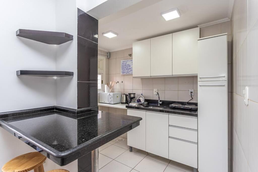 Apartamento Ensolarado E Iluminado! *
